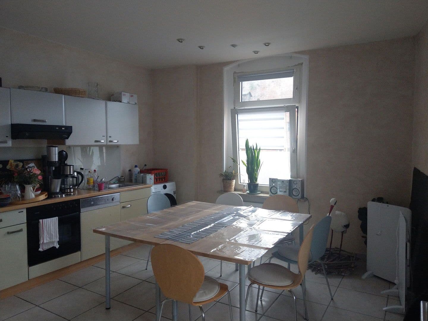 Pronájem bytu 3+1 94 m², Pestalozzistr. 1, Kulmbach, Bavorsko Pronájem bytu 3+1 94 m², Pestalozzistr. 1, Kulmbach, Bavorsko