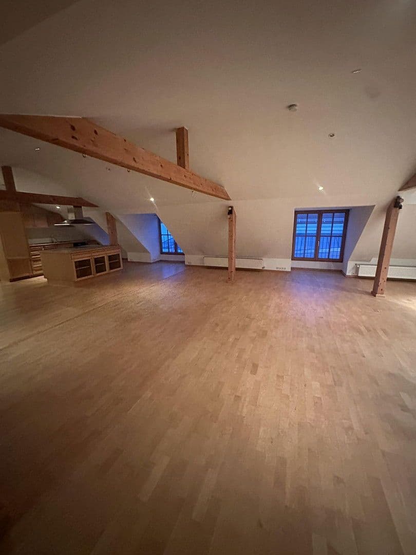 Pronájem bytu 4+1 125 m², Vilsbiburg, Bavorsko Pronájem bytu 4+1 125 m², Vilsbiburg, Bavorsko