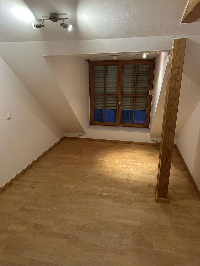 Pronájem bytu 4+1 125 m², Vilsbiburg, Bavorsko Pronájem bytu 4+1 125 m², Vilsbiburg, Bavorsko