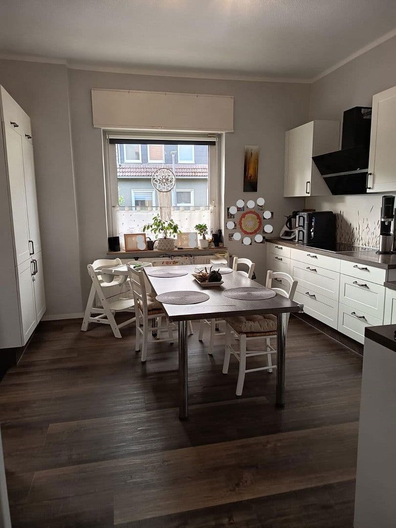 Prodej domu 165 m², pozemek 809 m², Castrop-Rauxel, Severní Porýní-Vestfálsko Prodej domu 165 m², pozemek 809 m², Castrop-Rauxel, Severní Porýní-Vestfálsko