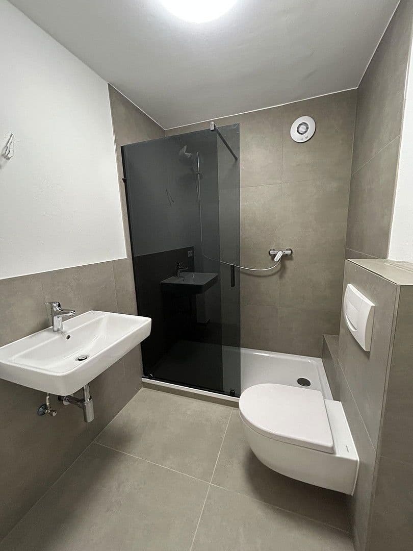 Pronájem bytu 3+1 91 m², Trier, Porýní-Falc Pronájem bytu 3+1 91 m², Trier, Porýní-Falc