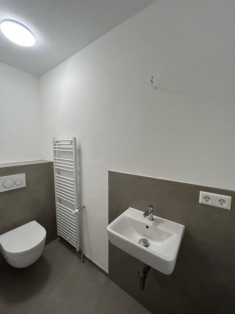 Pronájem bytu 3+1 91 m², Trier, Porýní-Falc Pronájem bytu 3+1 91 m², Trier, Porýní-Falc