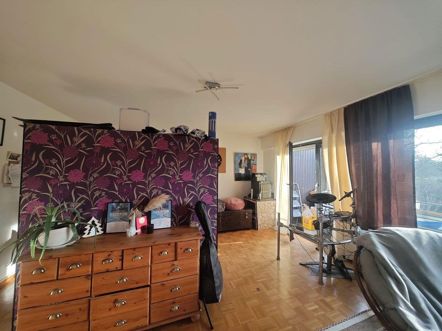 Prodej bytu 2+1 82 m², Liebigstraße 19, Neuss, Severní Porýní-Vestfálsko Prodej bytu 2+1 82 m², Liebigstraße 19, Neuss, Severní Porýní-Vestfálsko