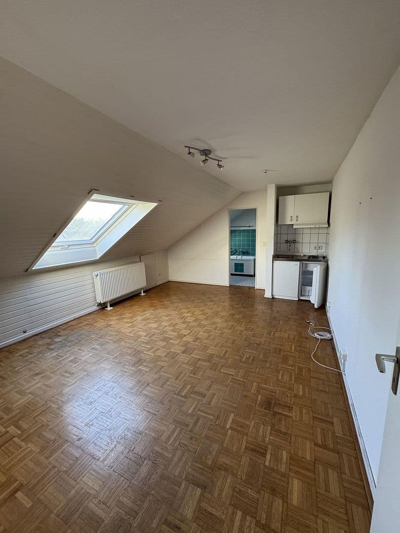 Prodej bytu 2+1 82 m², Liebigstraße 19, Neuss, Severní Porýní-Vestfálsko Prodej bytu 2+1 82 m², Liebigstraße 19, Neuss, Severní Porýní-Vestfálsko