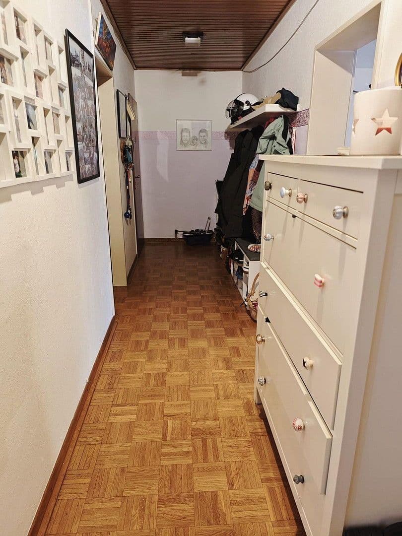 Prodej bytu 2+1 82 m², Liebigstraße 19, Neuss, Severní Porýní-Vestfálsko Prodej bytu 2+1 82 m², Liebigstraße 19, Neuss, Severní Porýní-Vestfálsko