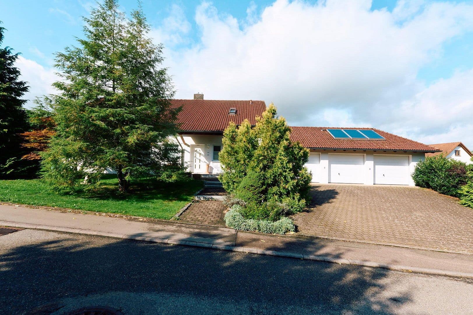 Pronájem bytu 2+1 60 m², Weiherstraße 18, Sulz am Neckar, Bádensko-Württembersko Pronájem bytu 2+1 60 m², Weiherstraße 18, Sulz am Neckar, Bádensko-Württembersko