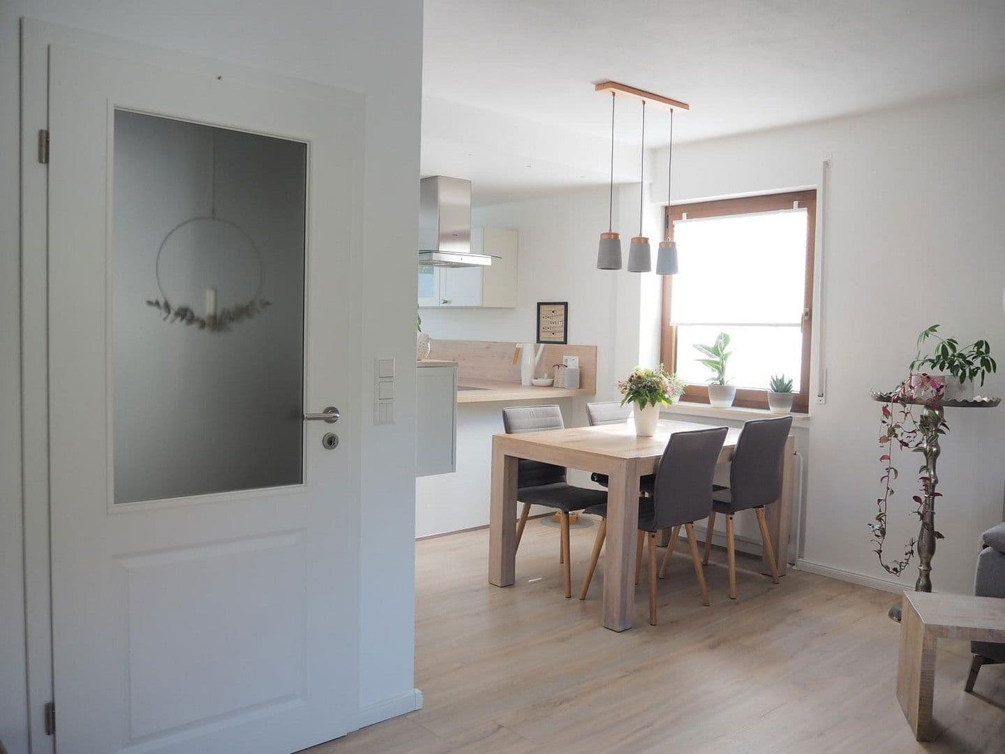 Prodej domu 103 m², pozemek 182 m², Nürtingen, Bádensko-Württembersko Prodej domu 103 m², pozemek 182 m², Nürtingen, Bádensko-Württembersko