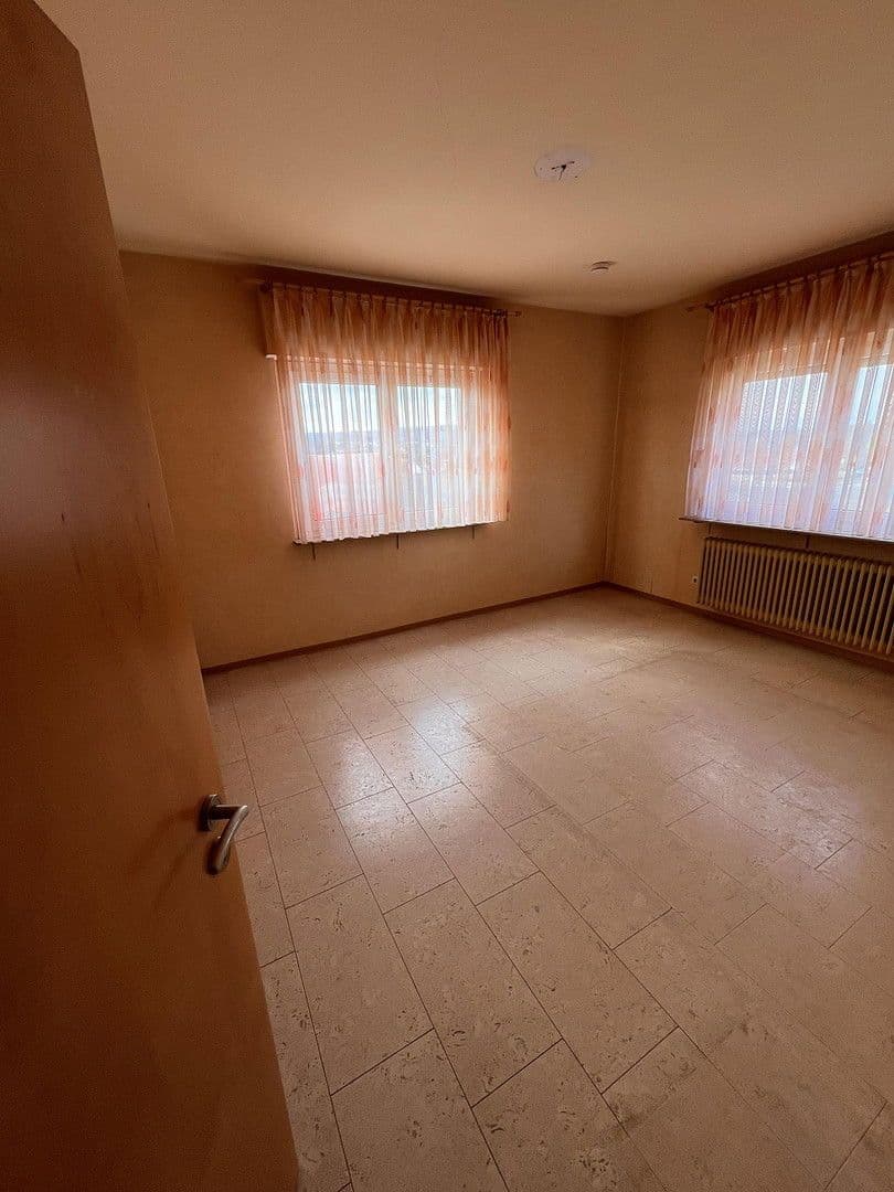 Prodej bytu 5+1 112 m², Bismarckstraße 56, Pforzheim, Bádensko-Württembersko Prodej bytu 5+1 112 m², Bismarckstraße 56, Pforzheim, Bádensko-Württembersko