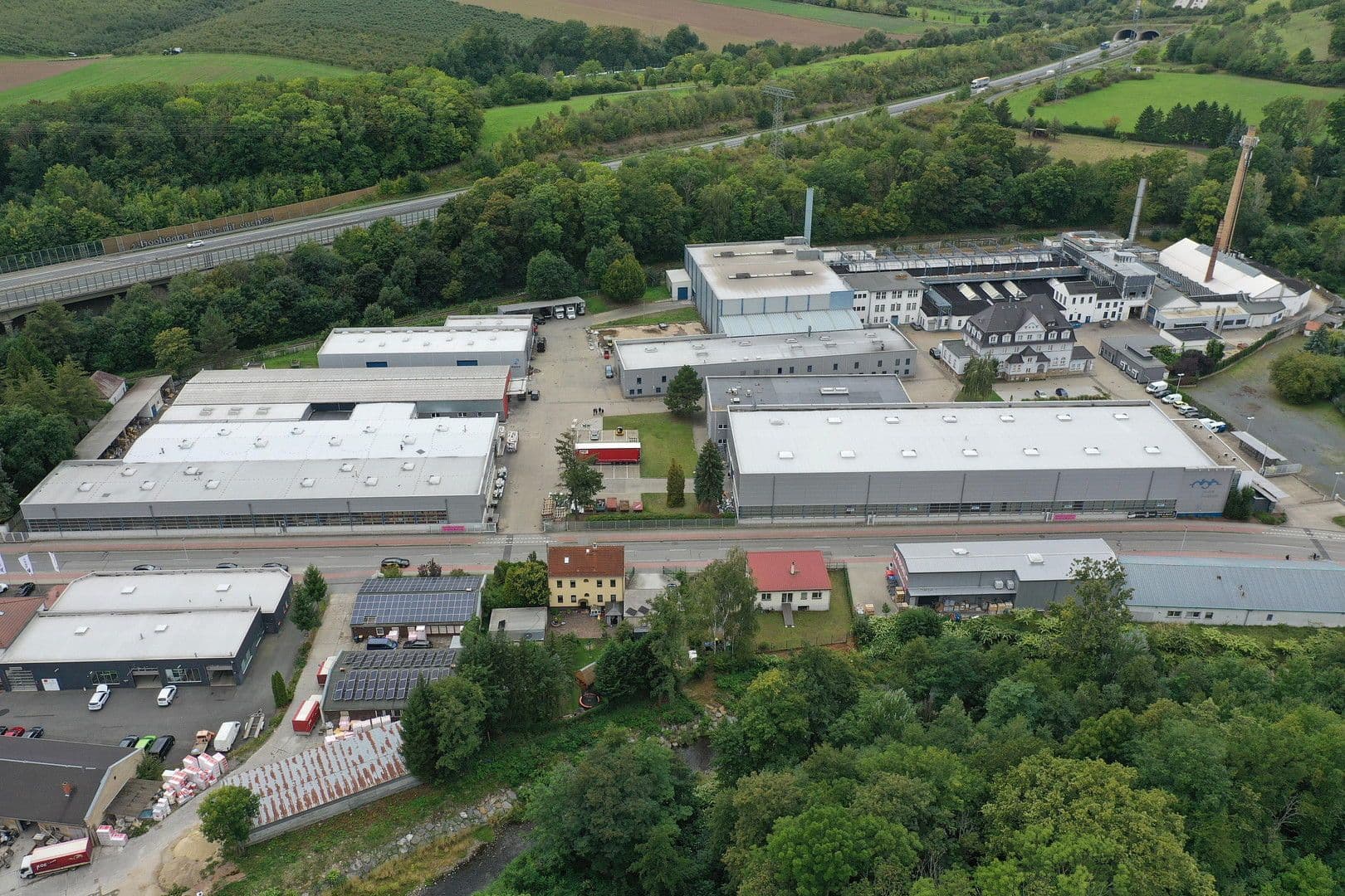 Pronájem nebytového prostoru 900 m², Dohna, Sasko Pronájem nebytového prostoru 900 m², Dohna, Sasko