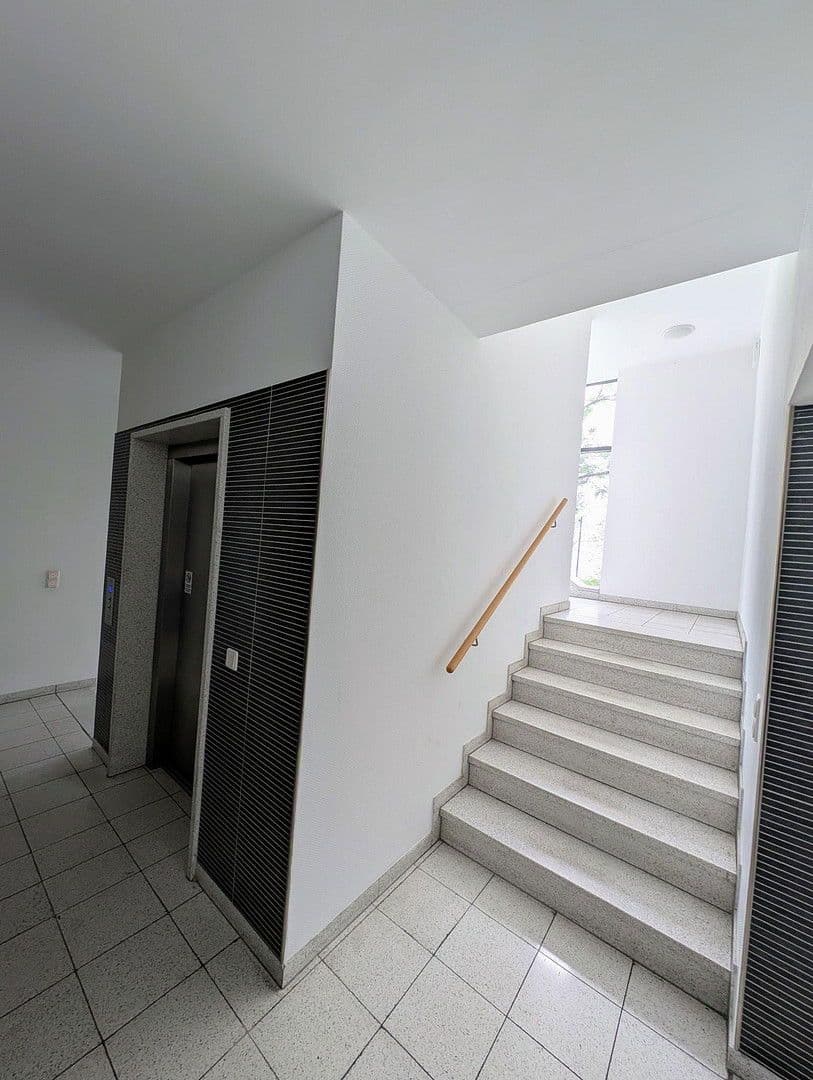 Prodej bytu 1+1 51 m², Ohmstr. 64, Frankfurt, Hessen Prodej bytu 1+1 51 m², Ohmstr. 64, Frankfurt, Hessen