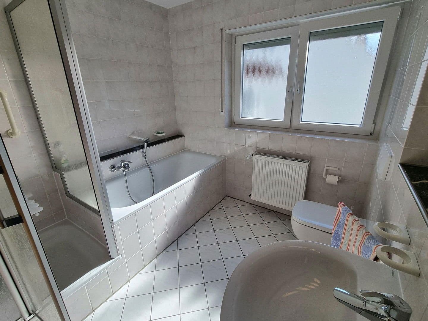 Pronájem bytu 3+kk 119 m², Bochum, Severní Porýní-Vestfálsko Pronájem bytu 3+kk 119 m², Bochum, Severní Porýní-Vestfálsko