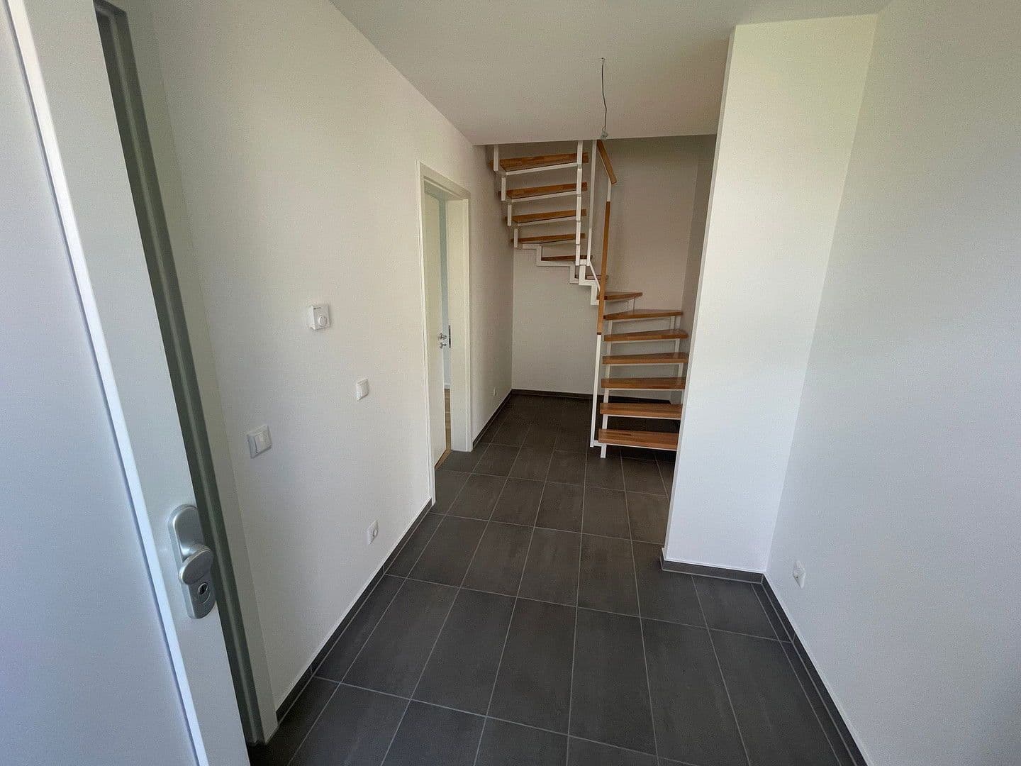Pronájem domu 140 m², pozemek 400 m², Ottokar-Domma-Weg 9, Schöneiche bei Berlin, Braniborsko Pronájem domu 140 m², pozemek 400 m², Ottokar-Domma-Weg 9, Schöneiche bei Berlin, Braniborsko