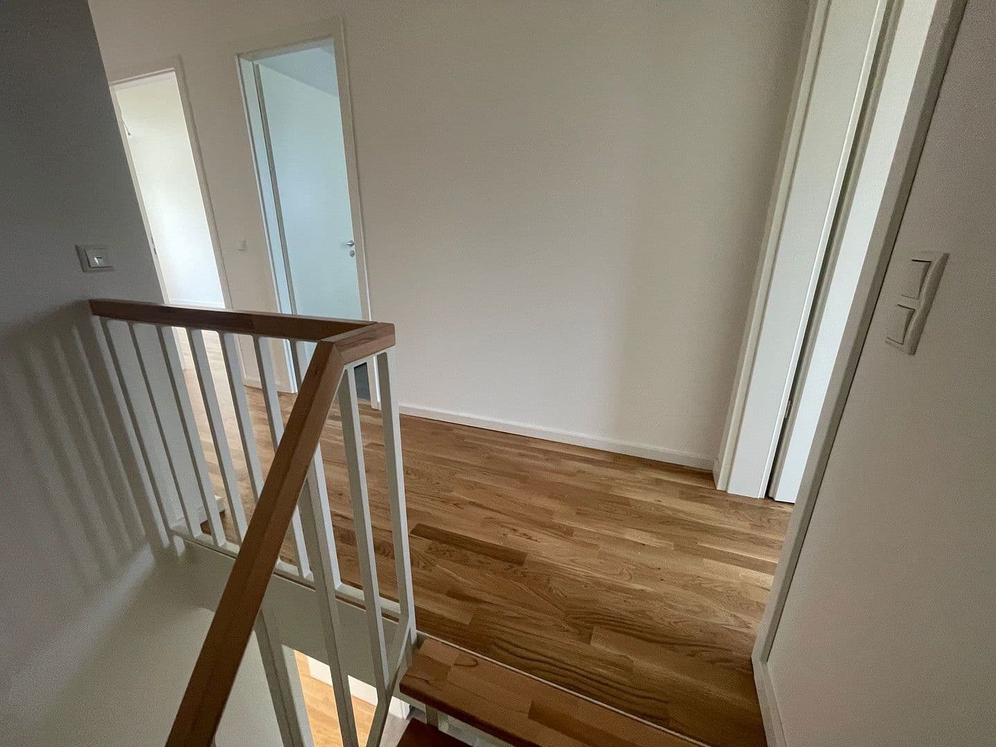 Pronájem domu 140 m², pozemek 400 m², Ottokar-Domma-Weg 9, Schöneiche bei Berlin, Braniborsko Pronájem domu 140 m², pozemek 400 m², Ottokar-Domma-Weg 9, Schöneiche bei Berlin, Braniborsko