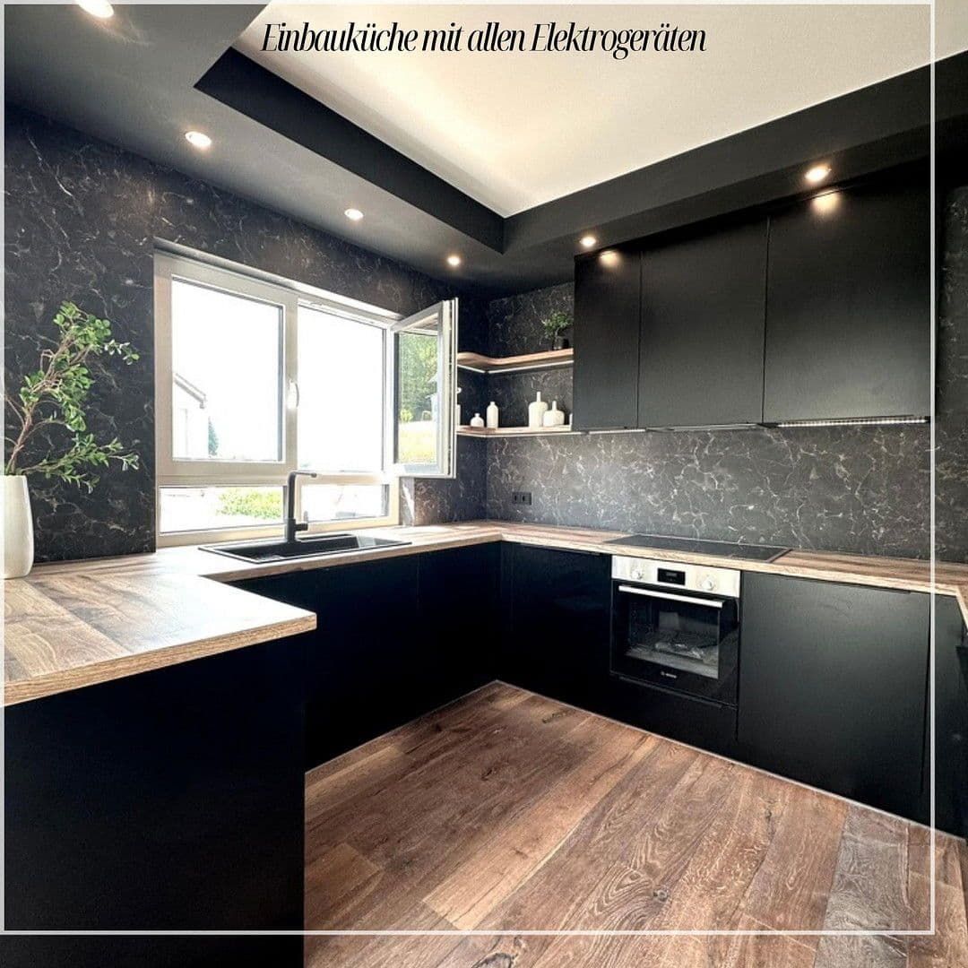 Prodej domu 148 m², pozemek 290 m², Zeitlarn, Bavorsko Prodej domu 148 m², pozemek 290 m², Zeitlarn, Bavorsko