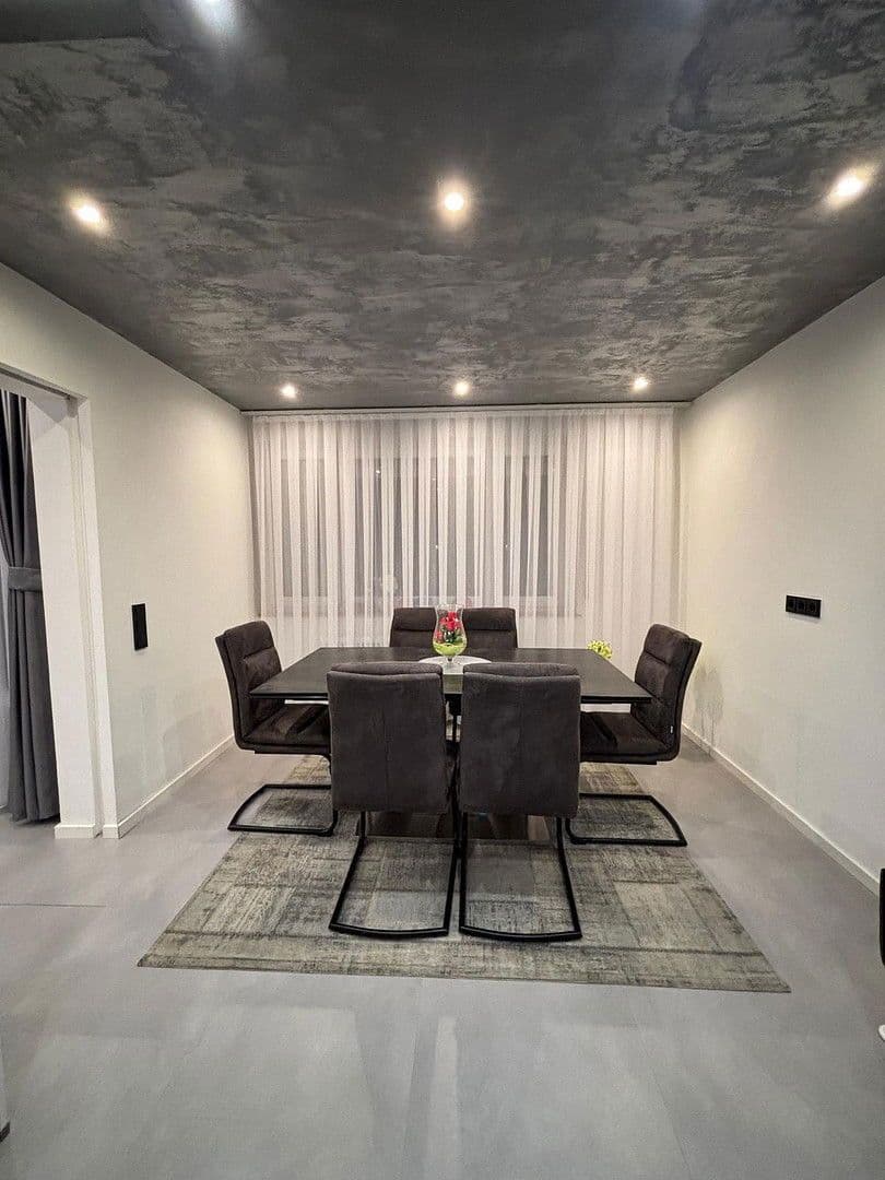 Prodej bytu 3+kk 90 m², Steinenbronn, Bádensko-Württembersko Prodej bytu 3+kk 90 m², Steinenbronn, Bádensko-Württembersko