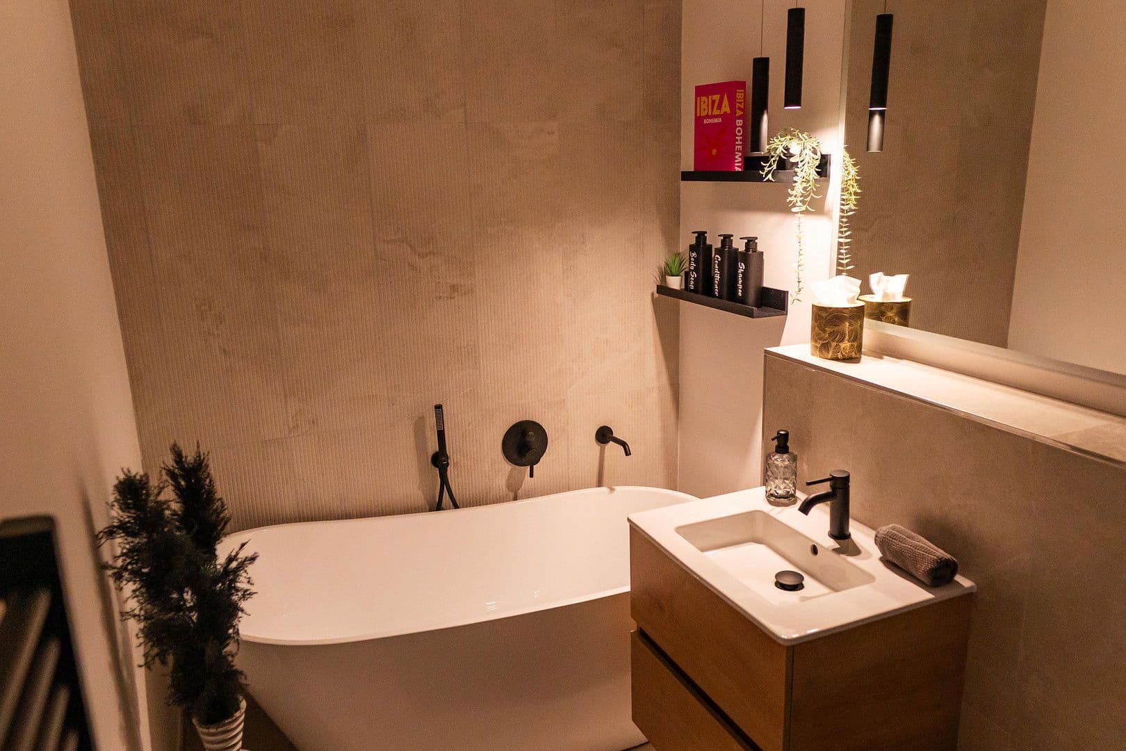 Prodej bytu 2+1 64 m², Berlin, Berlín Prodej bytu 2+1 64 m², Berlin, Berlín