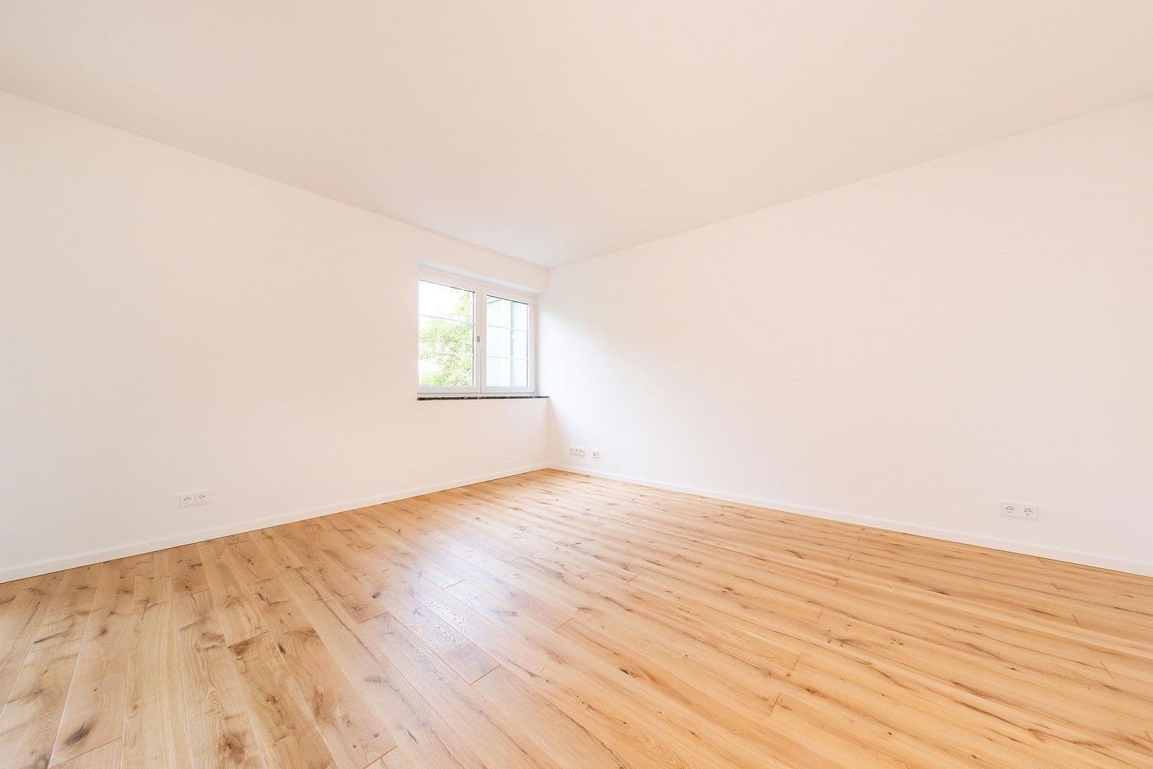 Prodej bytu 2+1 64 m², Berlin, Berlín Prodej bytu 2+1 64 m², Berlin, Berlín