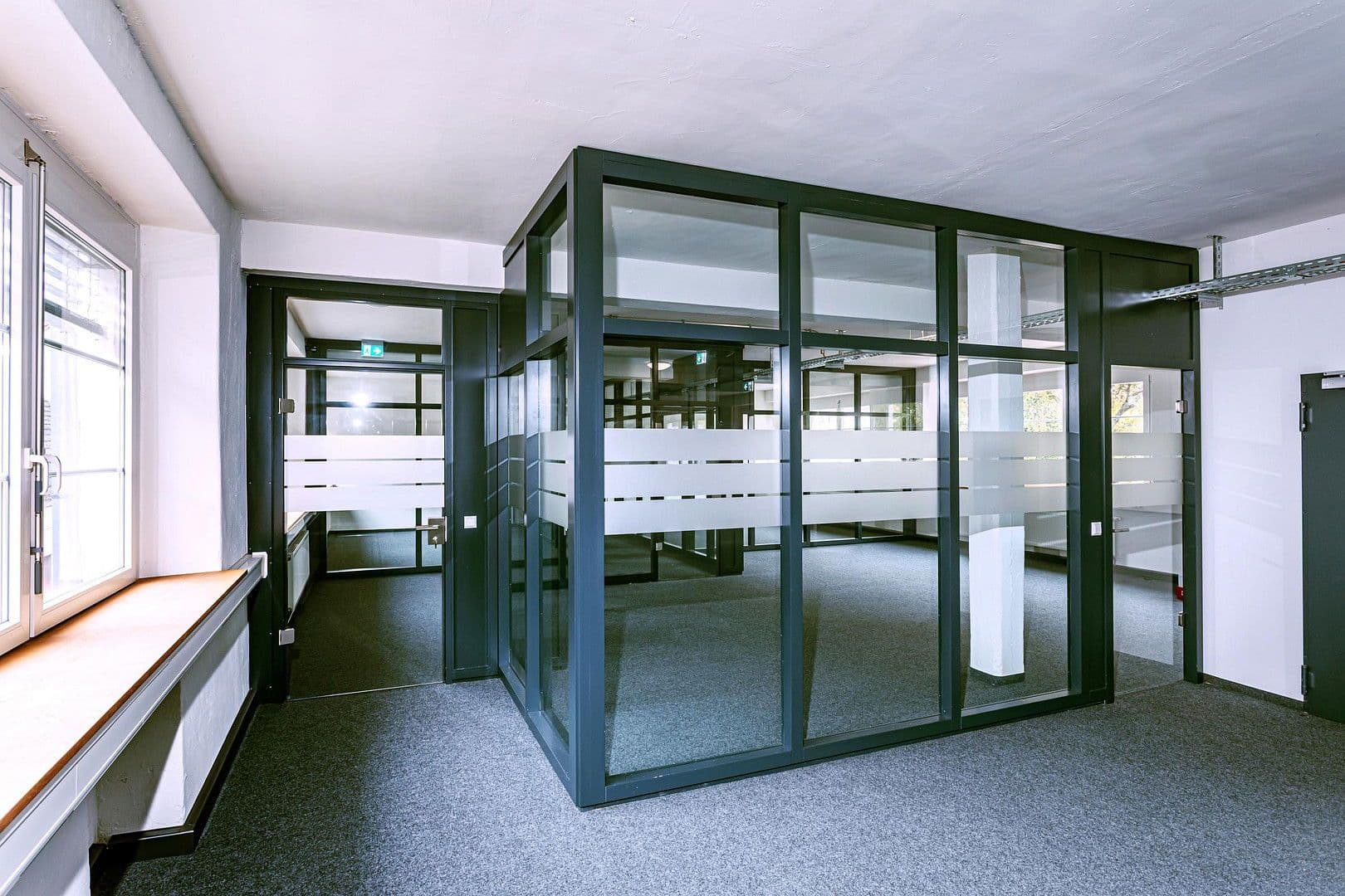 Pronájem kanceláře 325 m², Bahnhofstraße 27, Schramberg, Bádensko-Württembersko Pronájem kanceláře 325 m², Bahnhofstraße 27, Schramberg, Bádensko-Württembersko