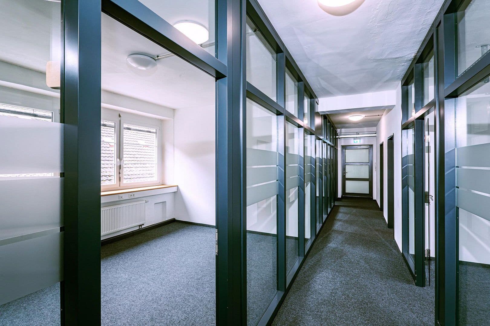 Pronájem kanceláře 325 m², Bahnhofstraße 27, Schramberg, Bádensko-Württembersko Pronájem kanceláře 325 m², Bahnhofstraße 27, Schramberg, Bádensko-Württembersko