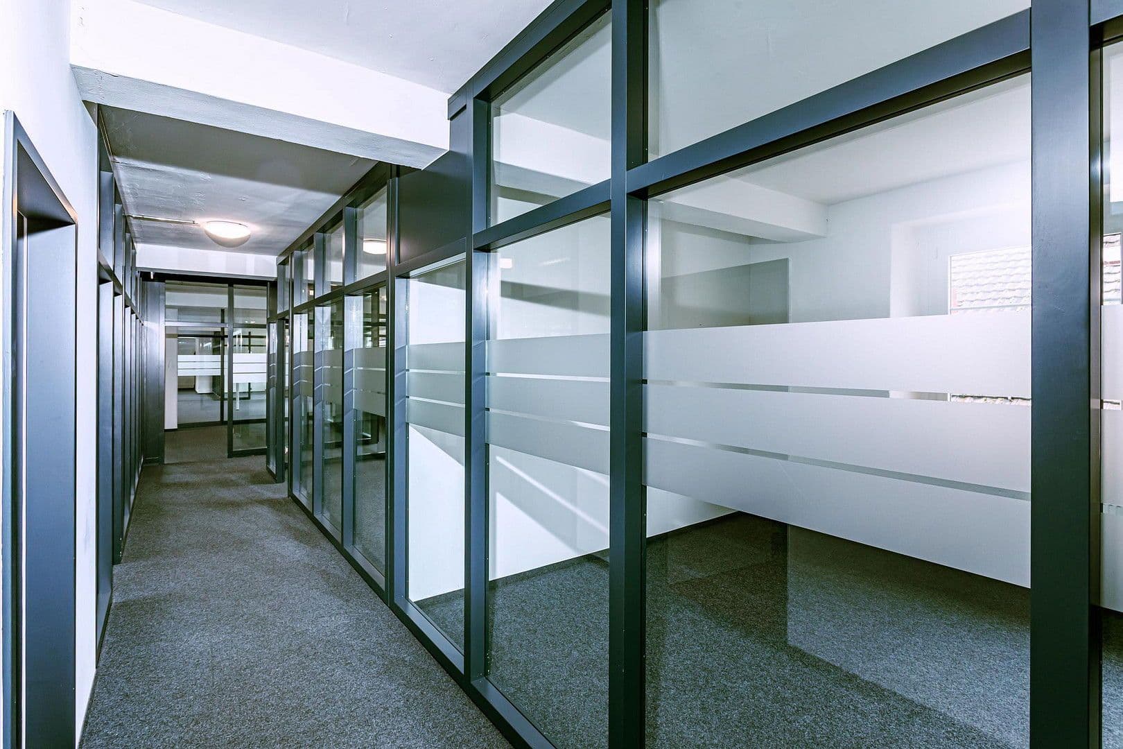 Pronájem kanceláře 325 m², Bahnhofstraße 27, Schramberg, Bádensko-Württembersko Pronájem kanceláře 325 m², Bahnhofstraße 27, Schramberg, Bádensko-Württembersko