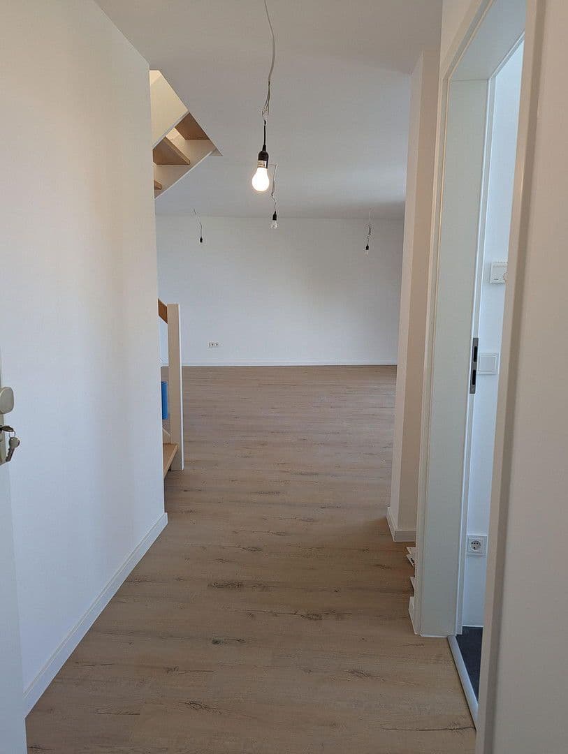 Pronájem bytu 2+kk 65 m², Ortshofstr. 38-40, Hürth, Severní Porýní-Vestfálsko Pronájem bytu 2+kk 65 m², Ortshofstr. 38-40, Hürth, Severní Porýní-Vestfálsko