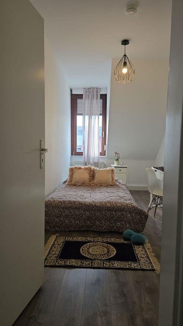 Prodej bytu 3+1 84 m², Mannheim, Bádensko-Württembersko Prodej bytu 3+1 84 m², Mannheim, Bádensko-Württembersko