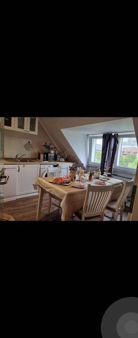 Prodej bytu 3+1 84 m², Mannheim OT Jungbusch, Bádensko-Württembersko Prodej bytu 3+1 84 m², Mannheim OT Jungbusch, Bádensko-Württembersko