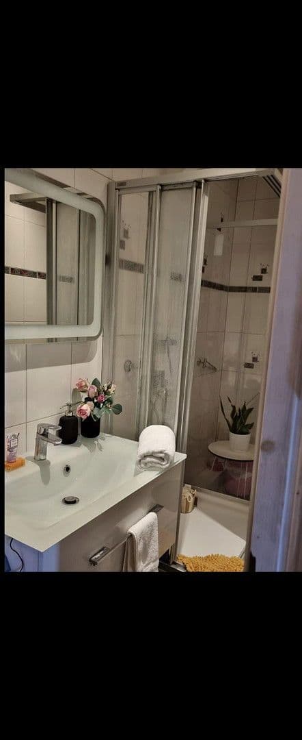 Prodej bytu 3+1 84 m², Mannheim OT Jungbusch, Bádensko-Württembersko Prodej bytu 3+1 84 m², Mannheim OT Jungbusch, Bádensko-Württembersko