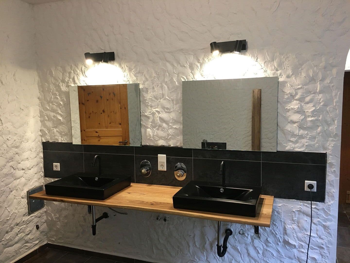 Prodej domu 198 m², pozemek 5.000 m², Dahldorfer Str. 19, Gnarrenburg, Dolní Sasko Prodej domu 198 m², pozemek 5.000 m², Dahldorfer Str. 19, Gnarrenburg, Dolní Sasko