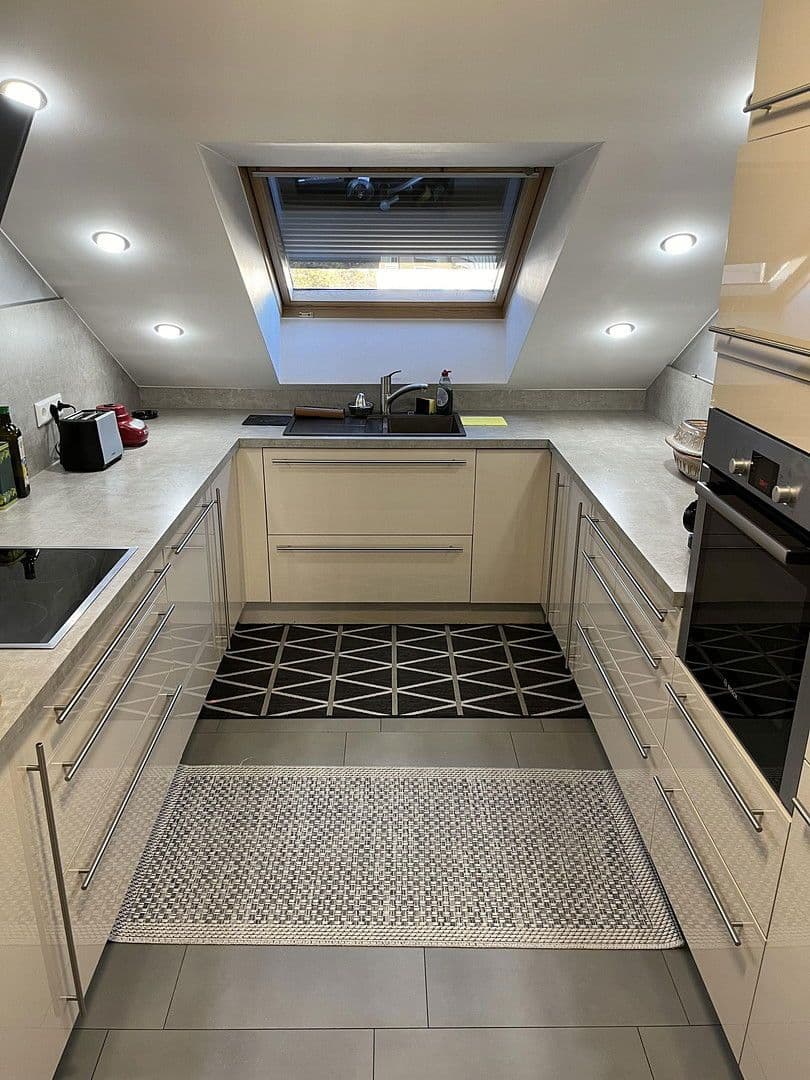 Prodej bytu 4+kk 156 m², Bad Rappenau, Bádensko-Württembersko Prodej bytu 4+kk 156 m², Bad Rappenau, Bádensko-Württembersko