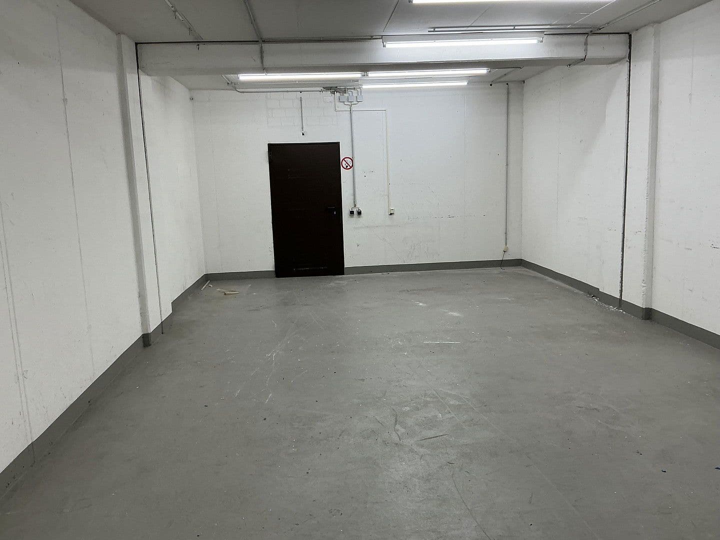 Pronájem nebytového prostoru 1 m², Theodor Heuss Strasse 1, Siegburg, Severní Porýní-Vestfálsko Pronájem nebytového prostoru 1 m², Theodor Heuss Strasse 1, Siegburg, Severní Porýní-Vestfálsko