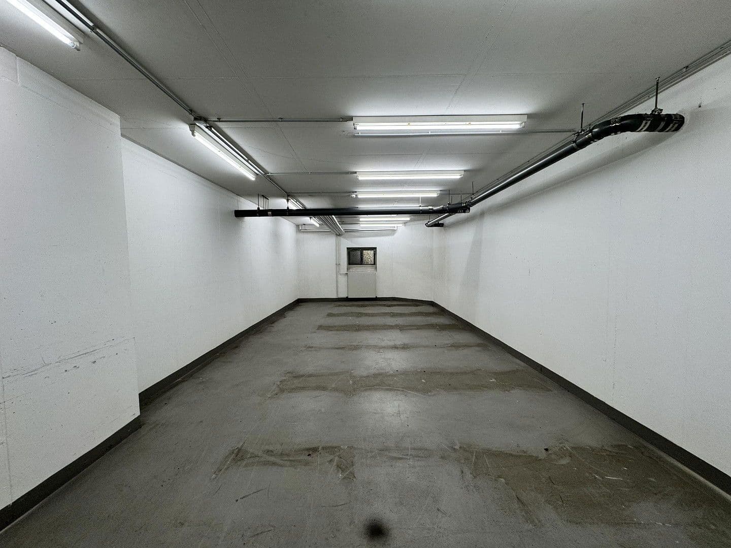 Pronájem nebytového prostoru 1 m², Theodor Heuss Strasse 1, Siegburg, Severní Porýní-Vestfálsko Pronájem nebytového prostoru 1 m², Theodor Heuss Strasse 1, Siegburg, Severní Porýní-Vestfálsko