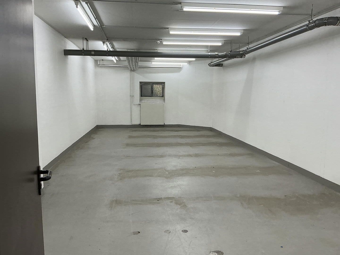 Pronájem nebytového prostoru 1 m², Theodor Heuss Strasse 1, Siegburg, Severní Porýní-Vestfálsko Pronájem nebytového prostoru 1 m², Theodor Heuss Strasse 1, Siegburg, Severní Porýní-Vestfálsko