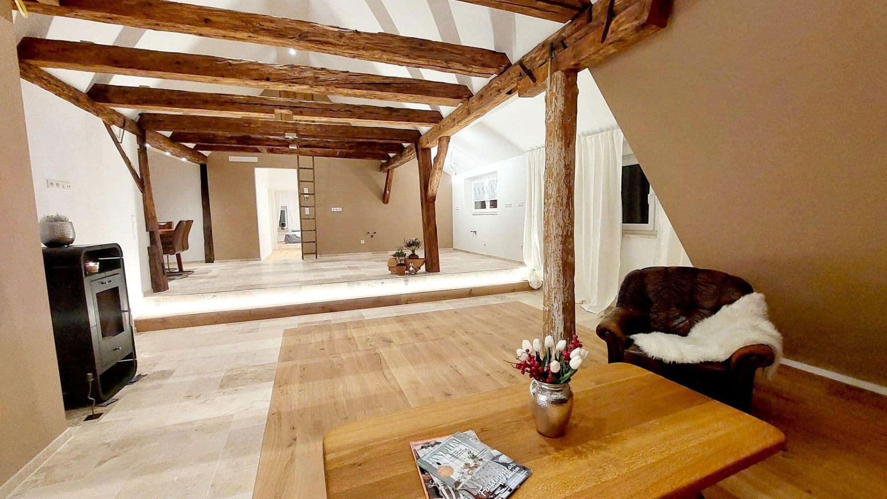 Pronájem bytu 4+1 130 m², Pfarrgasse 2, Göppingen, Bádensko-Württembersko Pronájem bytu 4+1 130 m², Pfarrgasse 2, Göppingen, Bádensko-Württembersko