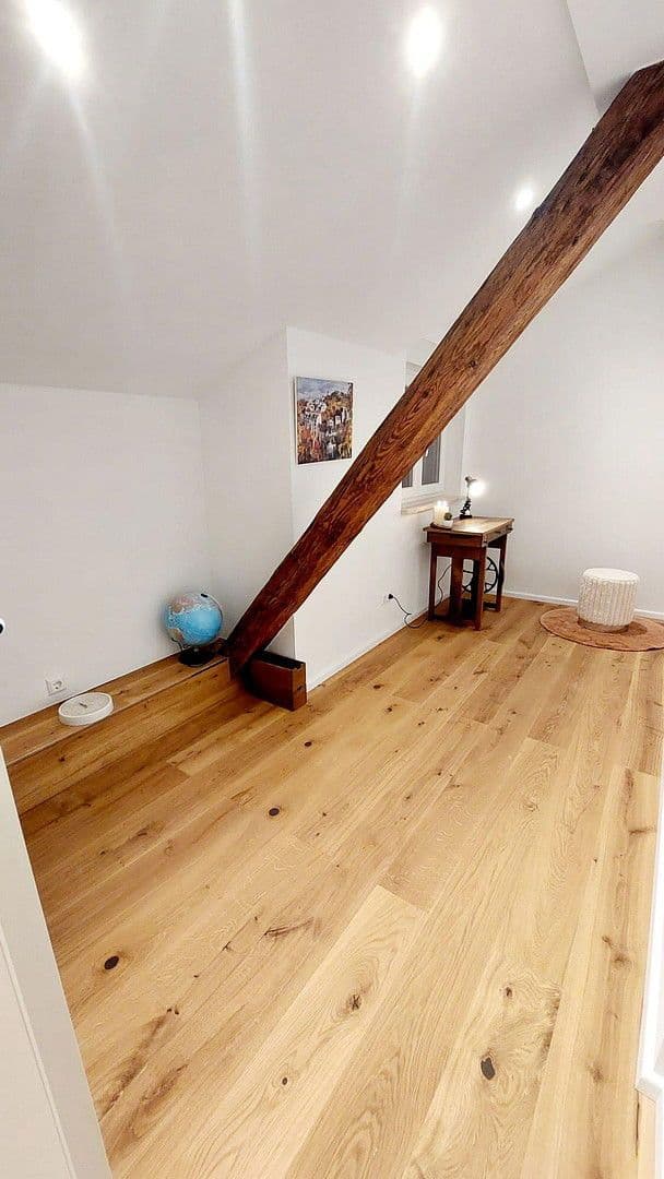 Pronájem bytu 4+1 130 m², Pfarrgasse 2, Göppingen, Bádensko-Württembersko Pronájem bytu 4+1 130 m², Pfarrgasse 2, Göppingen, Bádensko-Württembersko