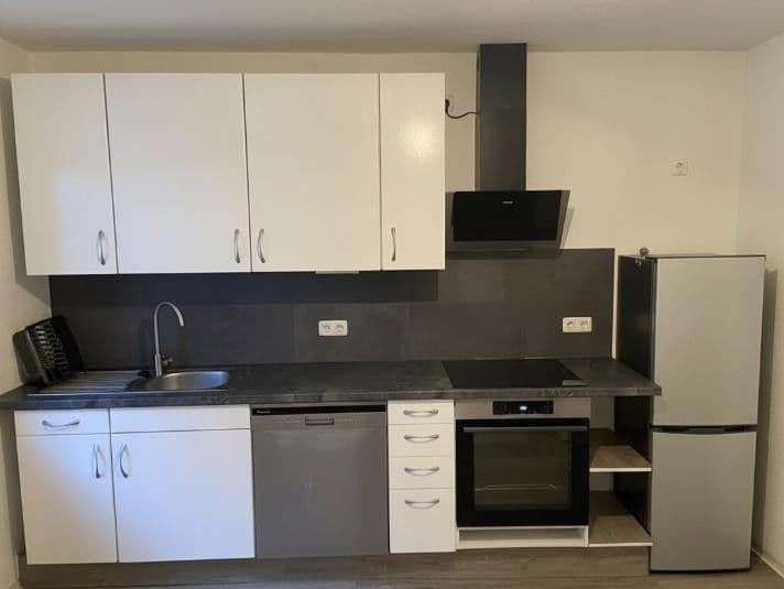 Pronájem bytu 3+1 80 m², Schützenstraße 2, Wallenfels, Bavorsko Pronájem bytu 3+1 80 m², Schützenstraße 2, Wallenfels, Bavorsko