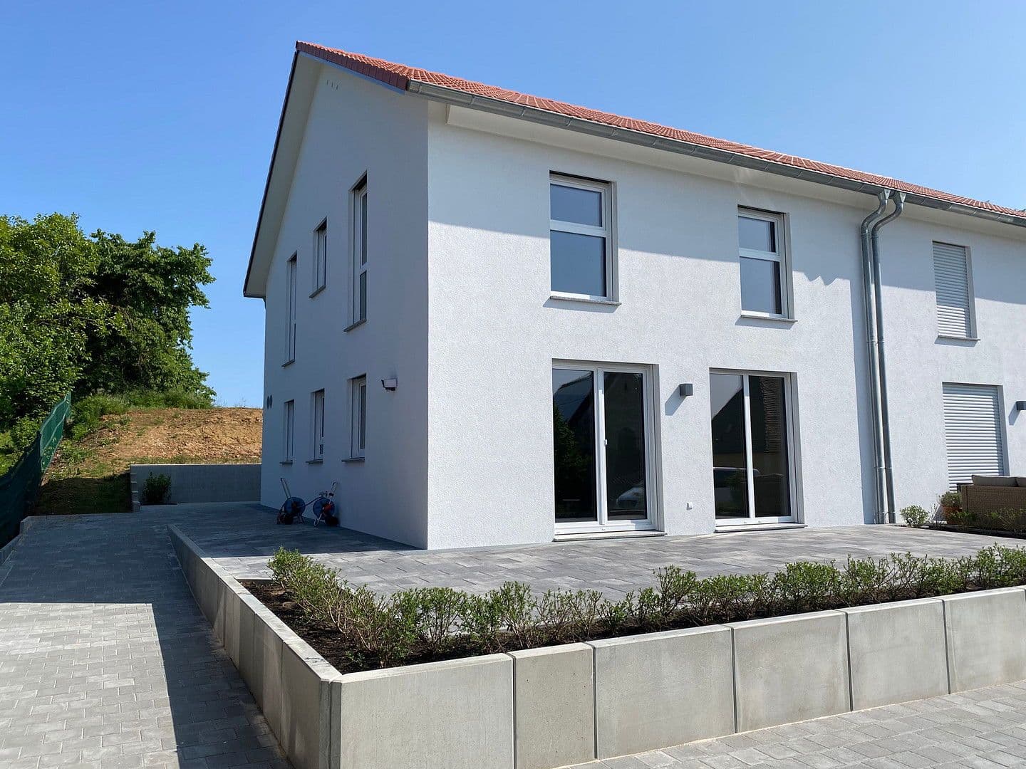 Pronájem domu 127 m², pozemek 462 m², Ellingen, Bavorsko Pronájem domu 127 m², pozemek 462 m², Ellingen, Bavorsko