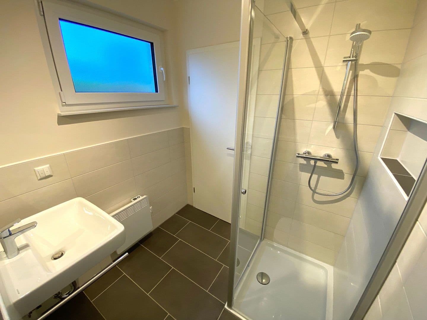 Pronájem domu 127 m², pozemek 462 m², Ellingen, Bavorsko Pronájem domu 127 m², pozemek 462 m², Ellingen, Bavorsko