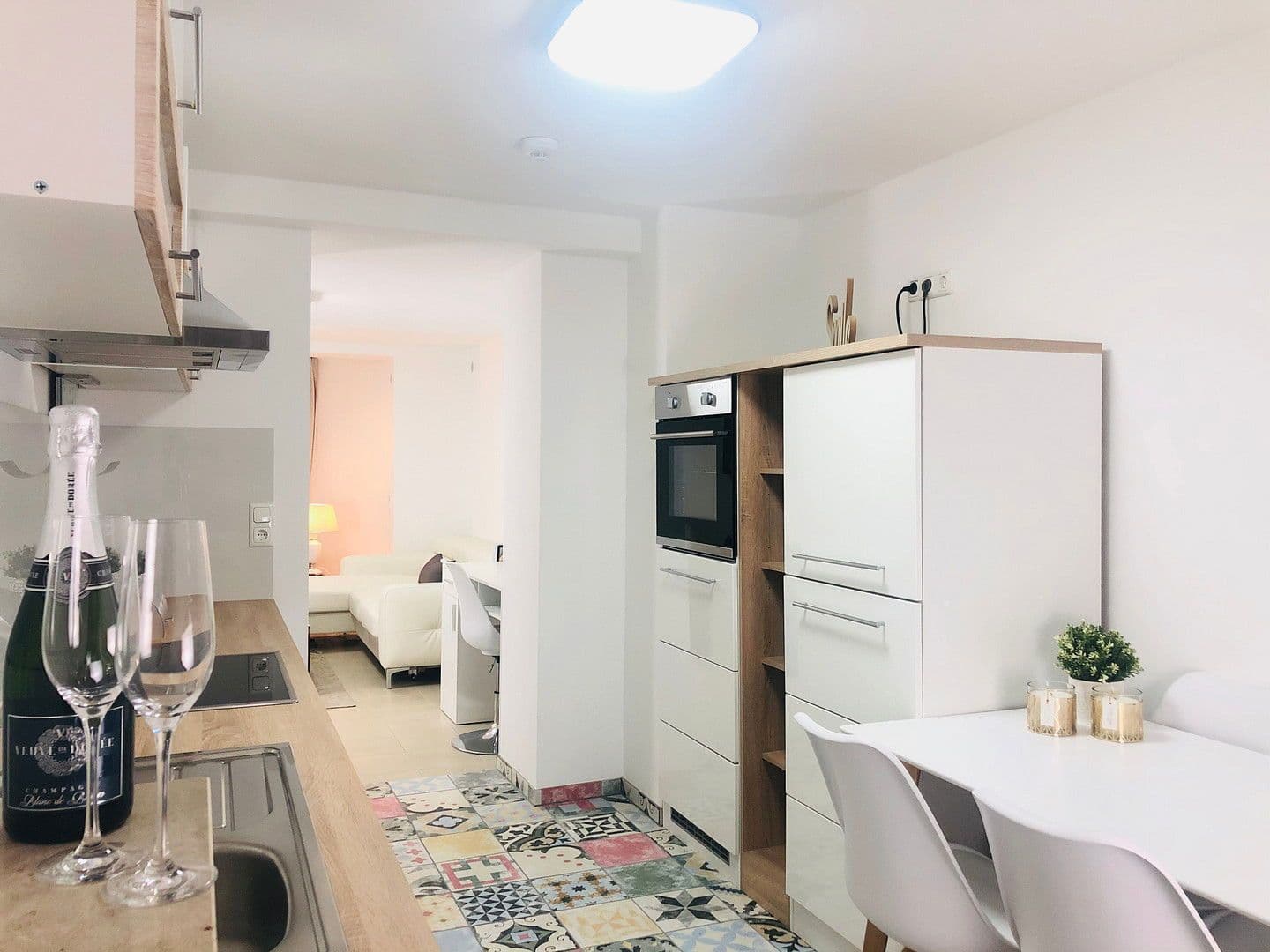 Pronájem bytu 3+1 55 m², Hauptstraße 115, Mannheim, Bádensko-Württembersko Pronájem bytu 3+1 55 m², Hauptstraße 115, Mannheim, Bádensko-Württembersko