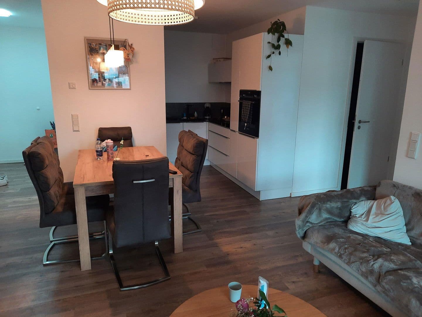 Pronájem bytu 3+1 79 m², Bahnstraße 78, Grevenbroich, Severní Porýní-Vestfálsko Pronájem bytu 3+1 79 m², Bahnstraße 78, Grevenbroich, Severní Porýní-Vestfálsko