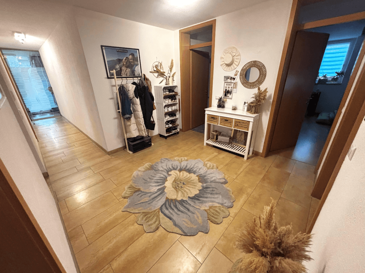 Pronájem bytu 3+1 110 m², Kasel, Porýní-Falc Pronájem bytu 3+1 110 m², Kasel, Porýní-Falc