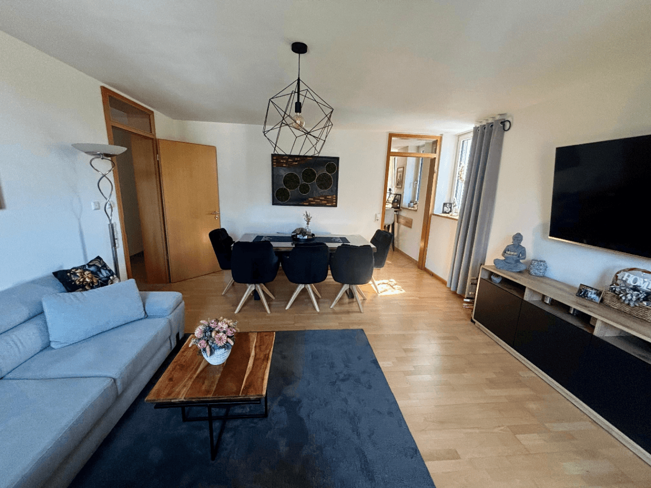 Pronájem bytu 3+1 110 m², Kasel, Porýní-Falc Pronájem bytu 3+1 110 m², Kasel, Porýní-Falc