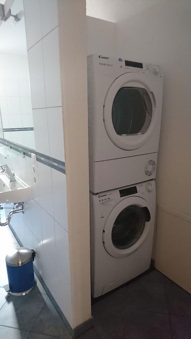 Pronájem bytu 3+1 110 m², Kasel, Porýní-Falc Pronájem bytu 3+1 110 m², Kasel, Porýní-Falc