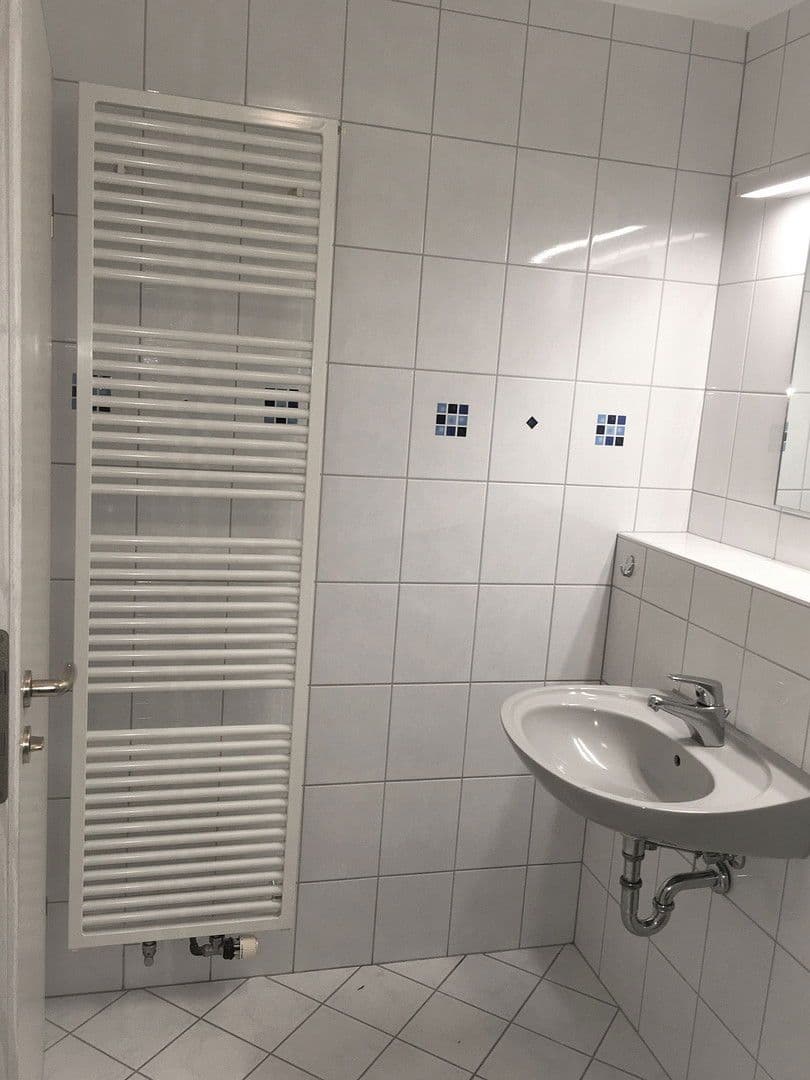 Pronájem bytu 1+1 38 m², Rimbach, Hessen Pronájem bytu 1+1 38 m², Rimbach, Hessen