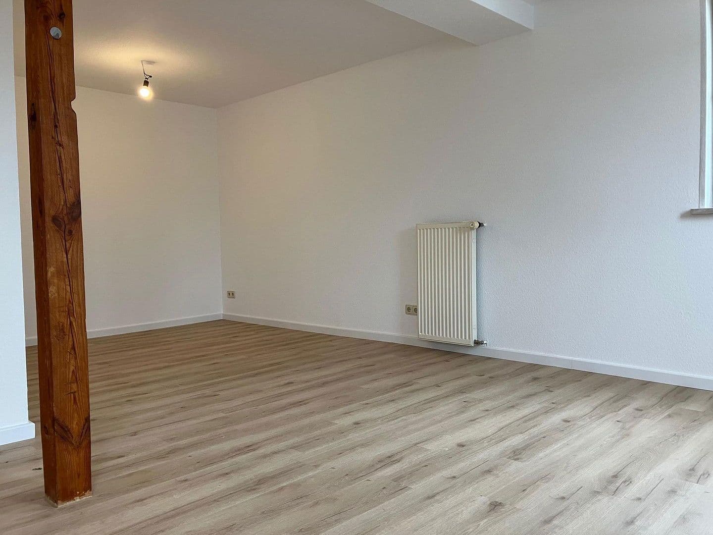 Pronájem bytu 1+1 38 m², Rimbach, Hessen Pronájem bytu 1+1 38 m², Rimbach, Hessen