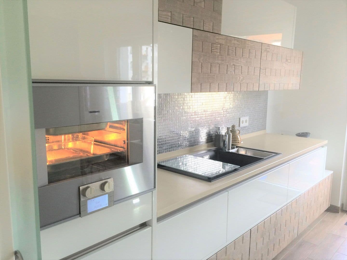 Pronájem bytu 3+1 86 m², Carl-Reiss-Platz17, Mannheim, Bádensko-Württembersko Pronájem bytu 3+1 86 m², Carl-Reiss-Platz17, Mannheim, Bádensko-Württembersko