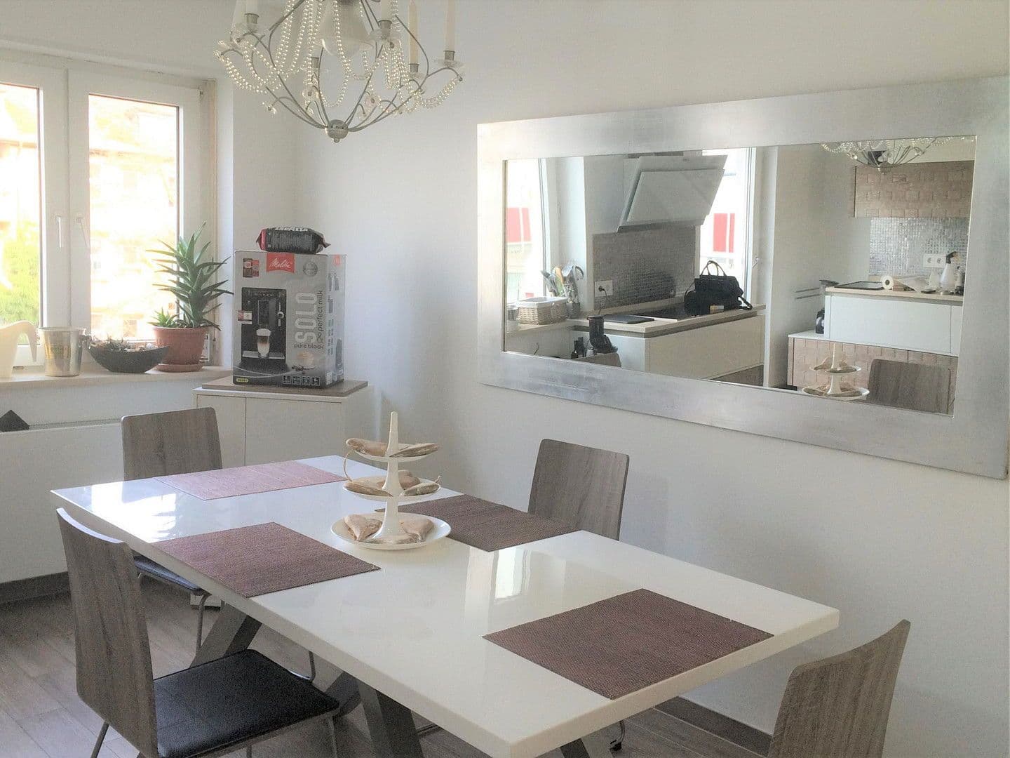 Pronájem bytu 3+1 86 m², Carl-Reiss-Platz17, Mannheim, Bádensko-Württembersko Pronájem bytu 3+1 86 m², Carl-Reiss-Platz17, Mannheim, Bádensko-Württembersko