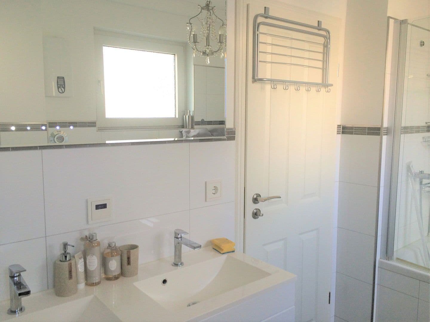 Pronájem bytu 3+1 86 m², Carl-Reiss-Platz17, Mannheim, Bádensko-Württembersko Pronájem bytu 3+1 86 m², Carl-Reiss-Platz17, Mannheim, Bádensko-Württembersko