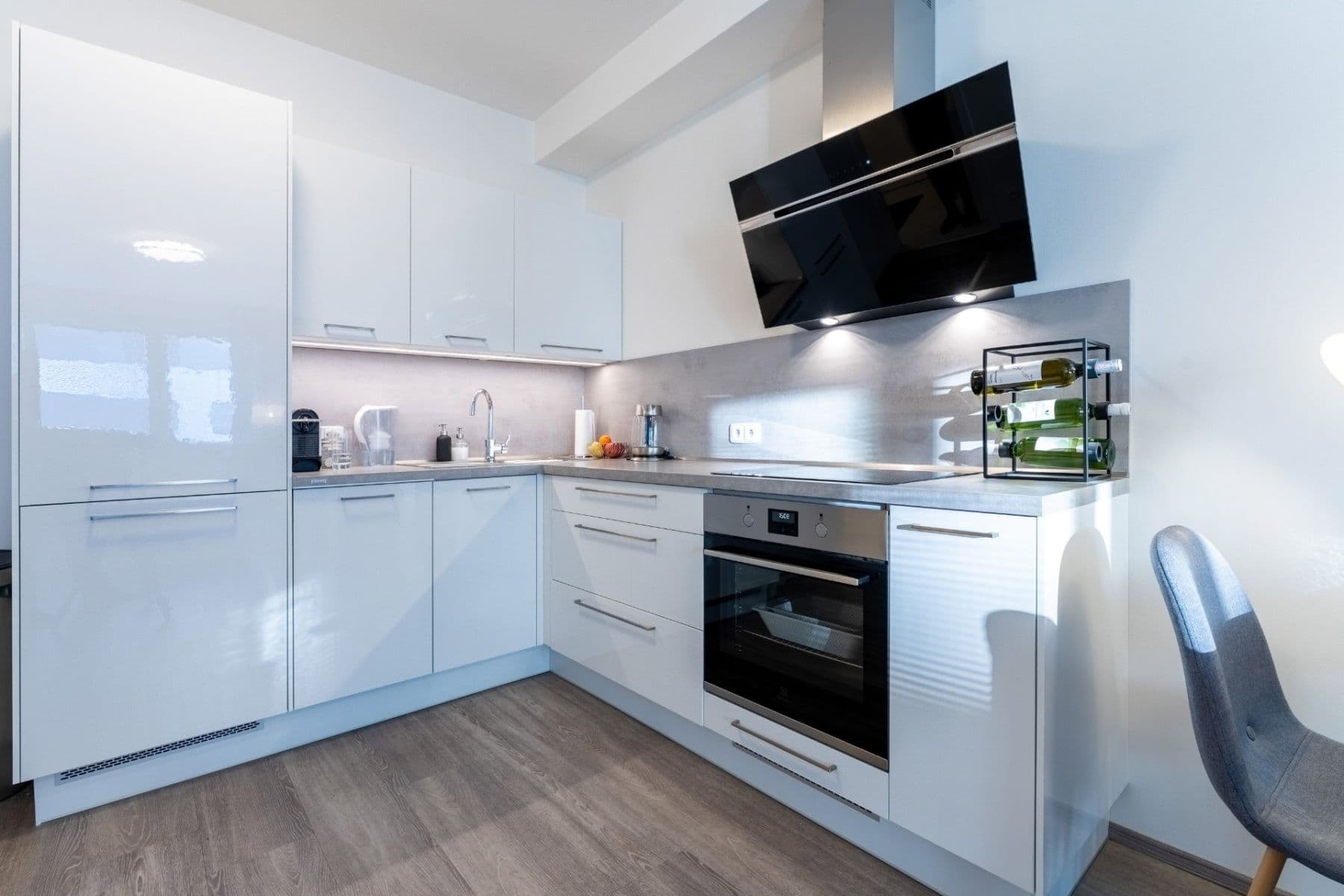 Pronájem bytu 2+kk 54 m², Honzíkova, Praha, Praha Pronájem bytu 2+kk 54 m², Honzíkova, Praha, Praha
