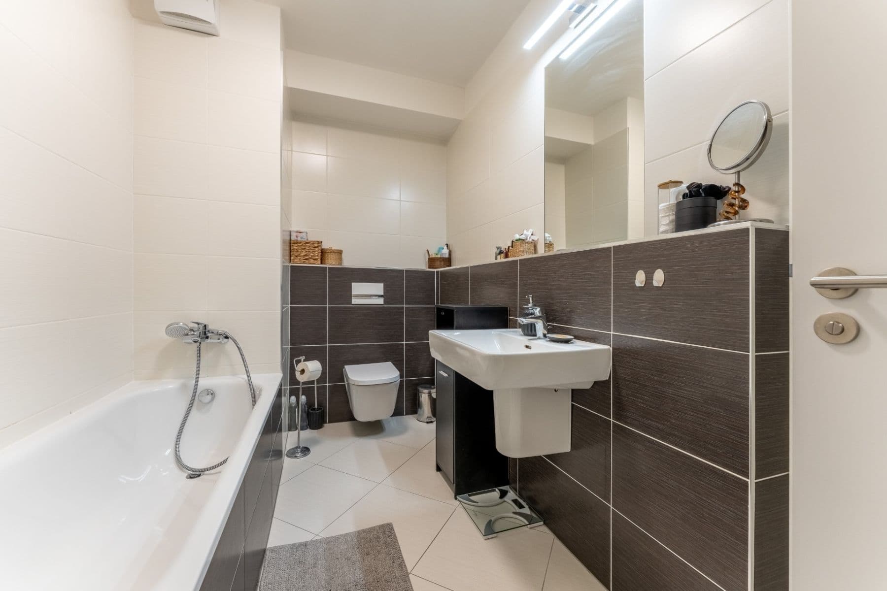 Pronájem bytu 2+kk 54 m², Honzíkova, Praha, Praha Pronájem bytu 2+kk 54 m², Honzíkova, Praha, Praha